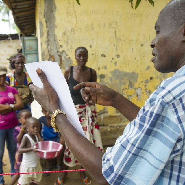 Sharing iformation about Ebola